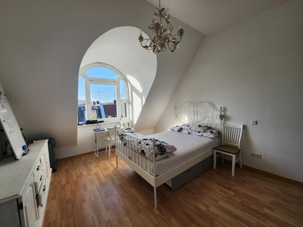 One Private Available In A Two In Tegel, Berlijn